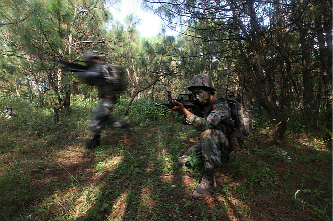 5a-丛林突进 江平骥摄2_meitu_5