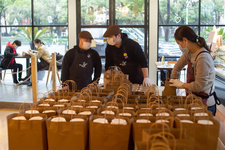 Front-line workers get special coffee deliveries
