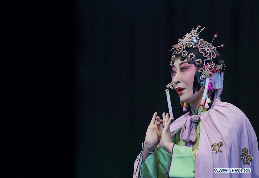 33-year-old actress promotes traditional Chinese opera culture beyond theaters