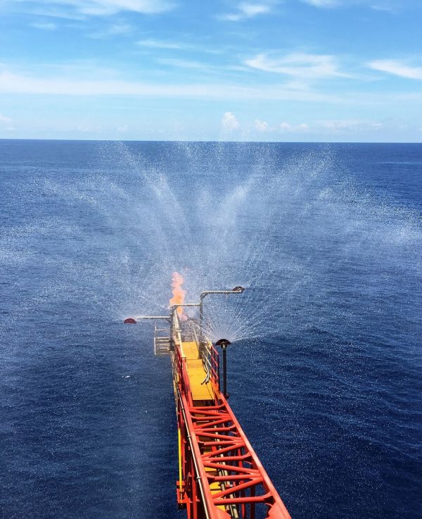 Photo taken on July 9, 2017 shows the trial mining of natural gas hydrates in the South China Sea.   (Zhu Xia/Xinhua)