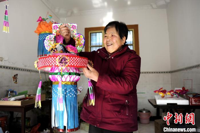 陕西非遗花灯传承人：坚守七十载只为用技艺留住记忆
